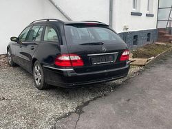 Schwarz Gebraucht 2005 Mercedes E280 Kombi | 5.350 € (Fairer Preis)