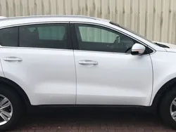 Weiß Gebraucht 2016 Kia Sportage Spirit SUV | 12.990 € (Fairer Preis)