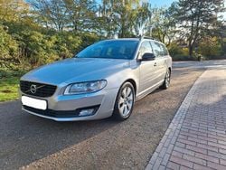 Silber Gebraucht 2015 Volvo V70 Kombi | 13.900 € (Fairer Preis)