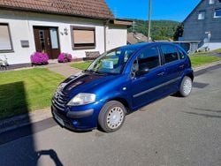 Blau Gebraucht 2005 Citroën C3 Kleinwagen | 1.800 €