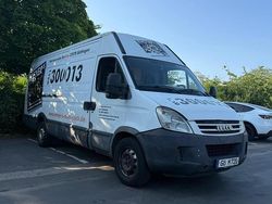 Weiß Gebraucht 2008 Iveco Daily Limousine | 4.399 €