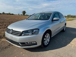 Grau Gebraucht 2012 VW Passat Limousine | 6.999 € (Guter Preis)