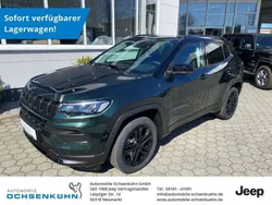 Gruen Neu 2025 Jeep Compass North SUV | 41.490 € (Etwas zu teuer)