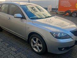 Silber Gebraucht 2007 Mazda 3 Limousine | 4.750 €