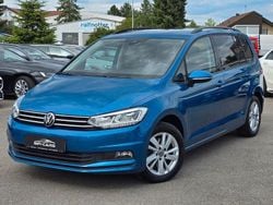 Carribean blue metallic Gebraucht 2021 VW Touran Comfortline Van / Kleinbus | 19.800 € (Guter Preis)