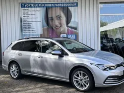 Silber Gebraucht 2024 VW Golf VIII Kombi | 25.936 € (Superpreis)