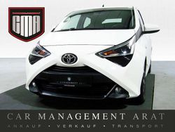 Solid white Gebraucht 2020 Toyota Aygo X-play Kleinwagen | 9.479 € (Fairer Preis)