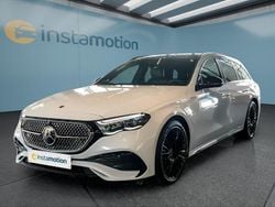 Weiß Gebraucht 2025 Mercedes E450 Kombi | 101.499 €