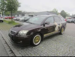 Maroon mica Gebraucht 2007 Toyota Avensis Sol Kombi | 3.200 € (Guter Preis)