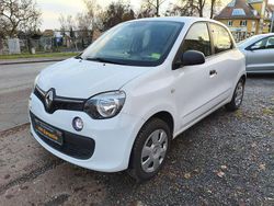 Weiß Gebraucht 2016 Renault Twingo Life Kleinwagen | 5.750 € (Guter Preis)