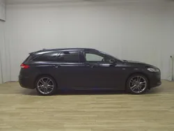 Schwarz Gebraucht 2021 Ford Mondeo ST-Line | 13.980 € (Guter Preis)