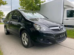 Schwarz Gebraucht 2015 Opel Zafira Van / Kleinbus | 6.200 €