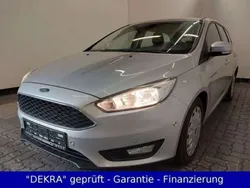 Silber Gebraucht 2016 Ford Focus Trend Kombi | 8.500 € (Fairer Preis)