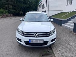 Weiß Gebraucht 2015 VW Tiguan SUV | 8.400 € (Guter Preis)