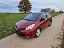 Rot Gebraucht 2013 Toyota Yaris Kleinwagen | 4.390 € (Fairer Preis)