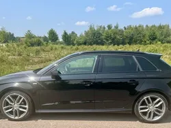 Schwarz Gebraucht 2019 Audi A3 Sportback Sport Limousine | 21.999 € (Etwas zu teuer)
