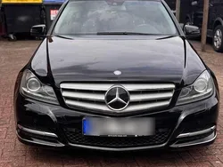 Schwarz Gebraucht 2011 Mercedes C220 Limousine | 10.100 € (Fairer Preis)