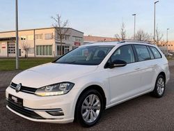 Weiß Gebraucht 2019 VW Golf VII Comfortline Kombi | 9.900 € (Superpreis)