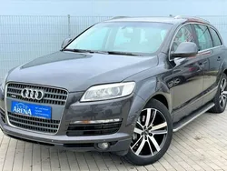 Grau Gebraucht 2007 Audi Q7 SUV | 12.950 € (Etwas zu teuer)
