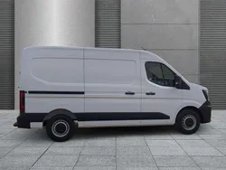 Mineralweiß Neu 2025 Renault Master Van | 38.095 € (Guter Preis)