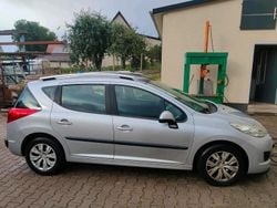 Silber Gebraucht 2011 Peugeot 207 Kombi | 2.000 € (Superpreis)