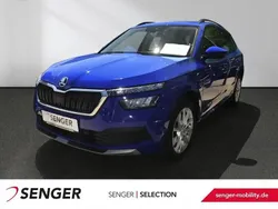 Blau Gebraucht 2021 Skoda Kamiq Clever SUV | 19.380 € (Guter Preis)