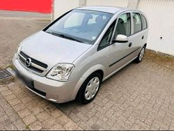 Silber Gebraucht 2004 Opel Meriva Van / Kleinbus | 2.950 € (Fairer Preis)