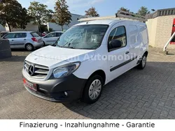 Weiß Gebraucht 2017 Mercedes Citan 109 Van / Kleinbus | 10.600 € (Fairer Preis)