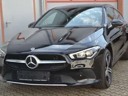 Schwarz Gebraucht 2022 Mercedes CLA250e Shooting Brake Kombi | 24.990 € (Superpreis)