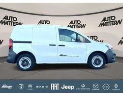 Weiß Gebraucht 2022 Renault Kangoo Play Van | 19.028 € (Superpreis)