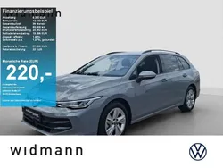 Mondsteingrau Gebraucht 2024 VW Golf VIII Life Kombi | 27.850 € (Fairer Preis)