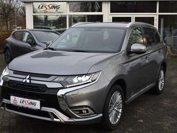 Platinumgrau Gebraucht 2021 Mitsubishi Outlander P-HEV Plus SUV | 24.990 € (Fairer Preis)
