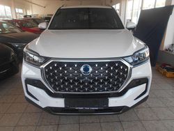 Weiß Gebraucht 2022 Ssangyong (KGM) Rexton Sapphire SUV | 35.900 € (Fairer Preis)
