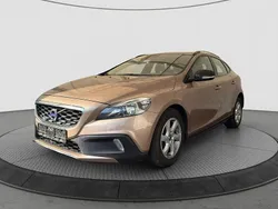 Raw copper / metallic (metallic) Gebraucht 2015 Volvo V40 CC Kombi | 12.800 €