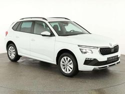 Moon weiß perleffekt Neu 2025 Skoda Kamiq Selection SUV | 26.045 € (Guter Preis)