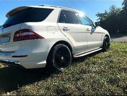 Schwarz Gebraucht 2012 Mercedes ML350 Edition 1 SUV | 21.999 € (Etwas zu teuer)