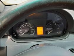 Grün Gebraucht 2009 Mercedes Vito Van / Kleinbus | 6.000 € (Fairer Preis)