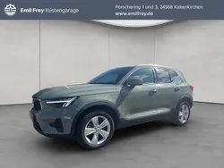 Grün Gebraucht 2023 Volvo XC40 Core SUV | 31.950 € (Guter Preis)