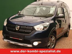 Blau Gebraucht 2019 Dacia Dokker Stepway Van | 14.200 € (Fairer Preis)