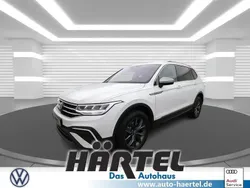 Pure white, solid Gebraucht 2022 VW Tiguan Allspace Life SUV | 33.300 € (Guter Preis)