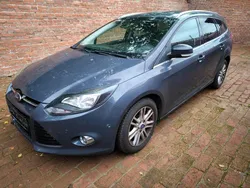 Grau Gebraucht 2014 Ford Focus Titanium Kombi | 4.290 € (Superpreis)