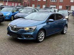 Blau Gebraucht 2016 Renault Mégane IV Intens Limousine | 10.999 € (Fairer Preis)