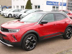 Rot Gebraucht 2023 Opel Mokka-e Ultimate SUV | 17.950 € (Superpreis)