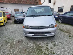 Silver mica metallic Gebraucht 2006 Toyota HiAce Van / Kleinbus | 3.200 € (Fairer Preis)