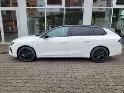 Arktis weiß Gebraucht 2025 Opel Astra GS Line Kombi | 30.995 € (Etwas zu teuer)
