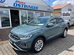 Blau Neu 2025 VW T-Roc Life SUV | 27.990 € (Guter Preis)