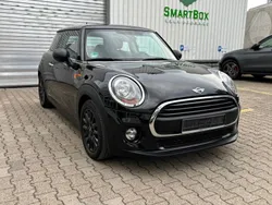 Schwarz Gebraucht 2016 Mini ONE Kleinwagen | 12.500 € (Fairer Preis)