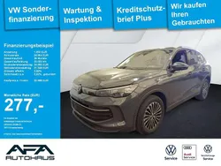 Grau Gebraucht 2024 VW Tiguan Life SUV | 32.998 € (Guter Preis)