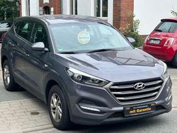 Grau Gebraucht 2016 Hyundai Tucson Classic SUV | 12.300 € (Fairer Preis)
