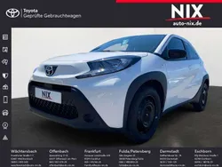 Schneeweiß Neu 2025 Toyota Aygo Play Kleinwagen | 16.900 €